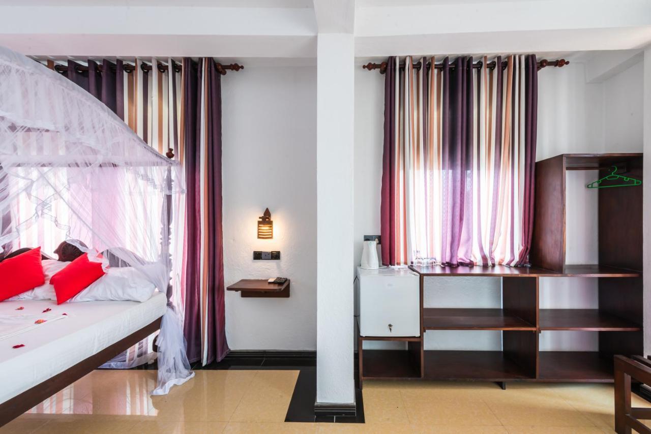 Seaview Deepal Villa Unawatuna Eksteriør billede