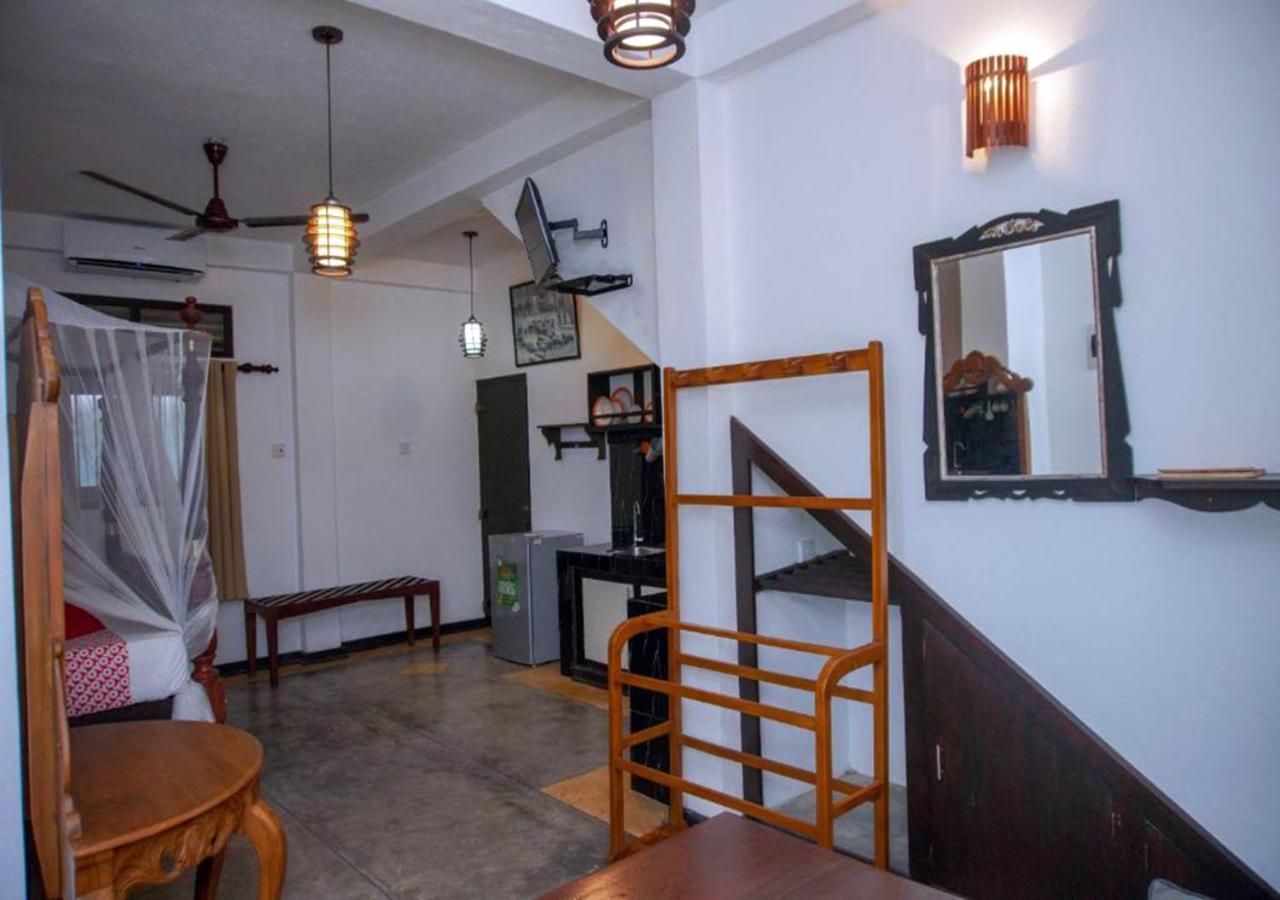 Seaview Deepal Villa Unawatuna Værelse billede