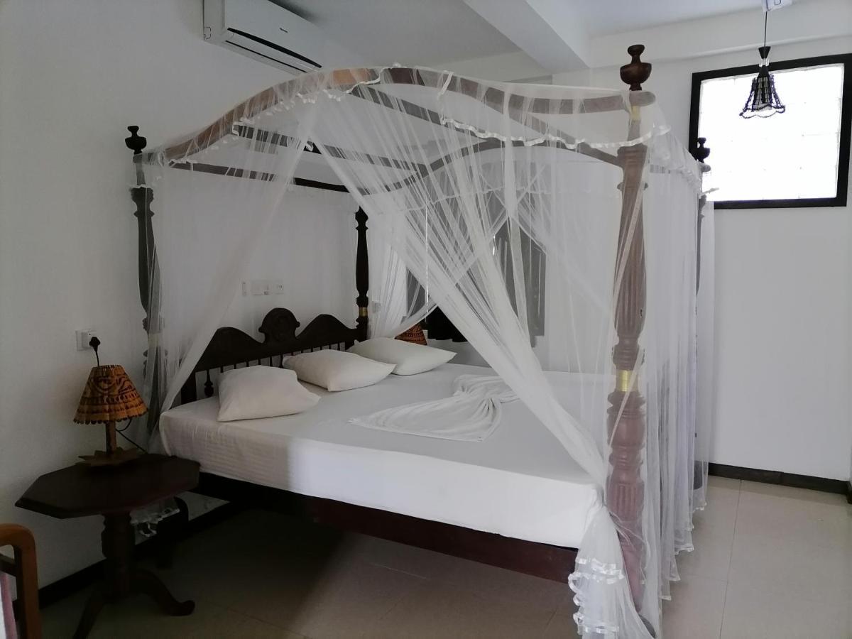 Seaview Deepal Villa Unawatuna Eksteriør billede
