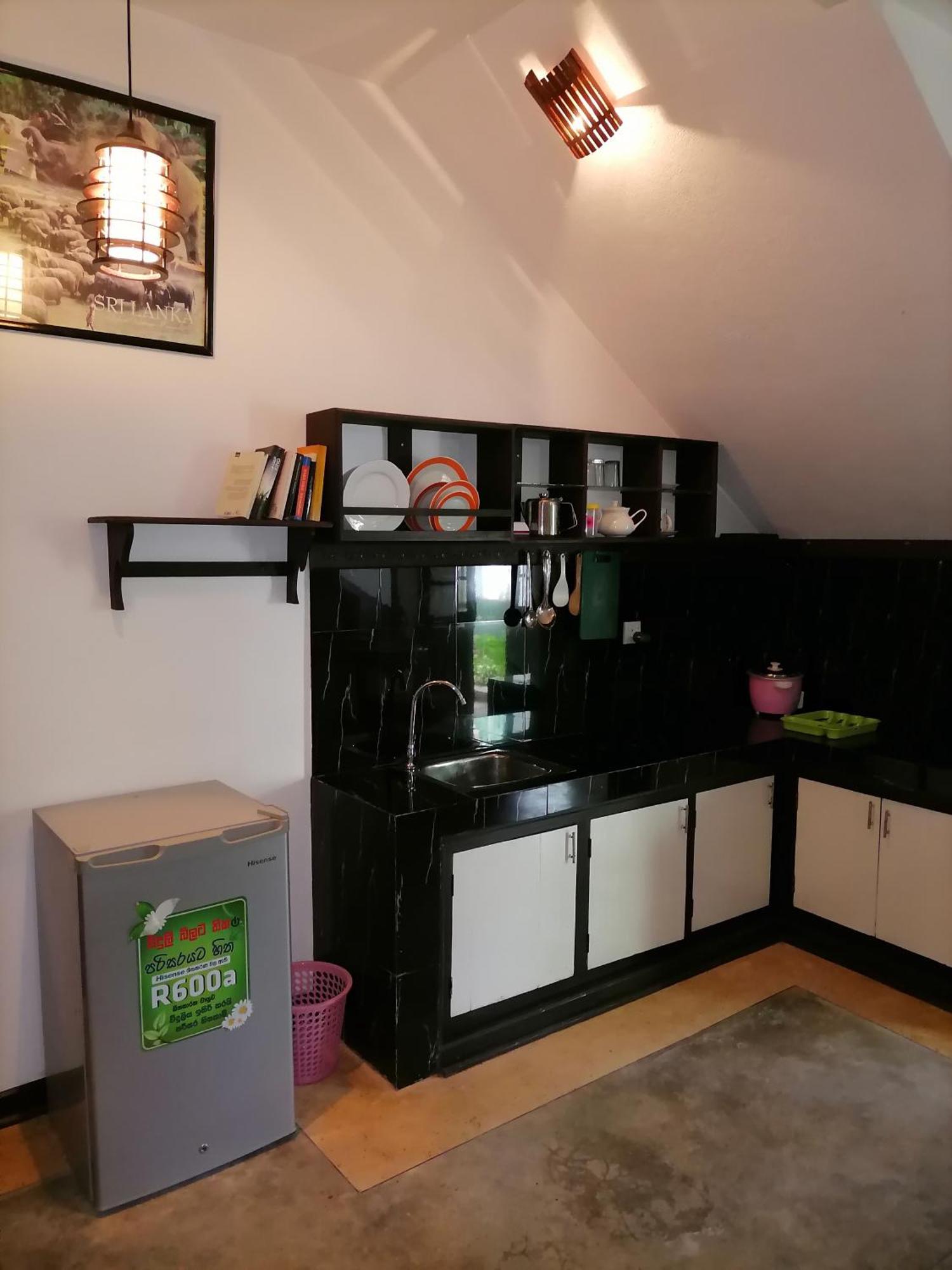 Seaview Deepal Villa Unawatuna Værelse billede