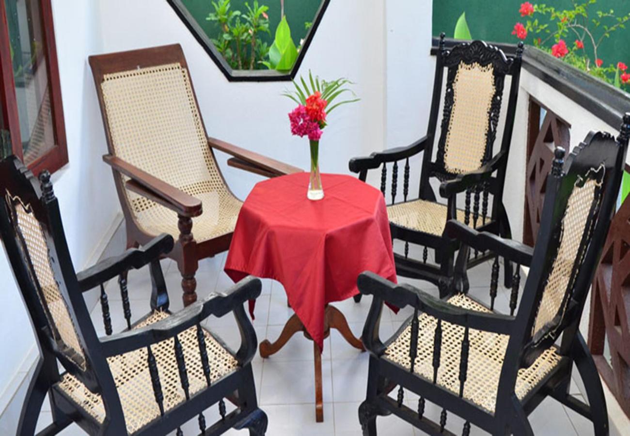 Seaview Deepal Villa Unawatuna Værelse billede