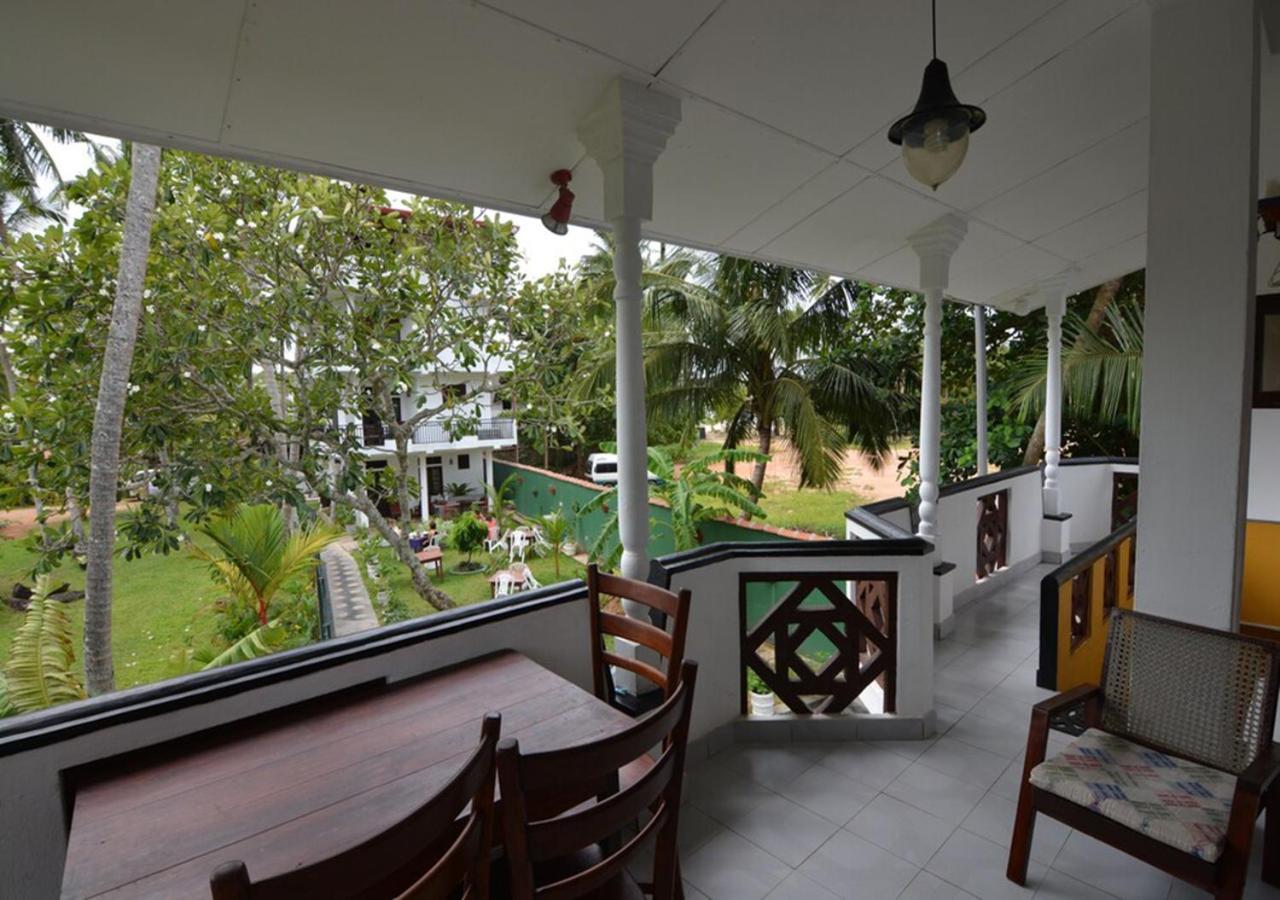 Seaview Deepal Villa Unawatuna Værelse billede